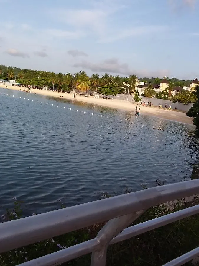 Mcfarlane'S Place Ocho Rios Jamaica