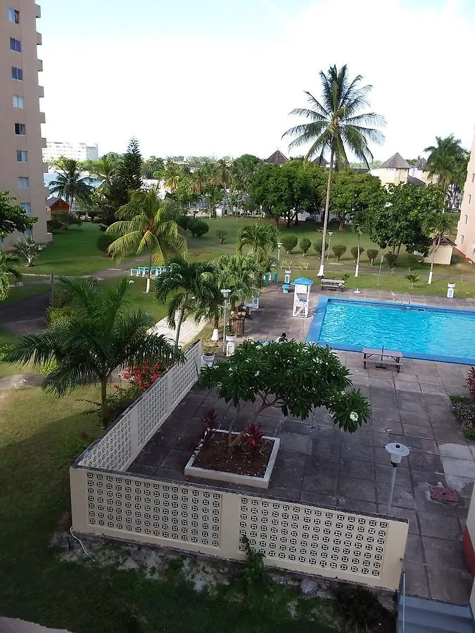 Mcfarlane'S Place Ocho Rios